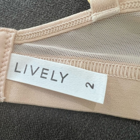 Lively All You nude tan mesh wire free bra size 2 - Picture 8 of 9